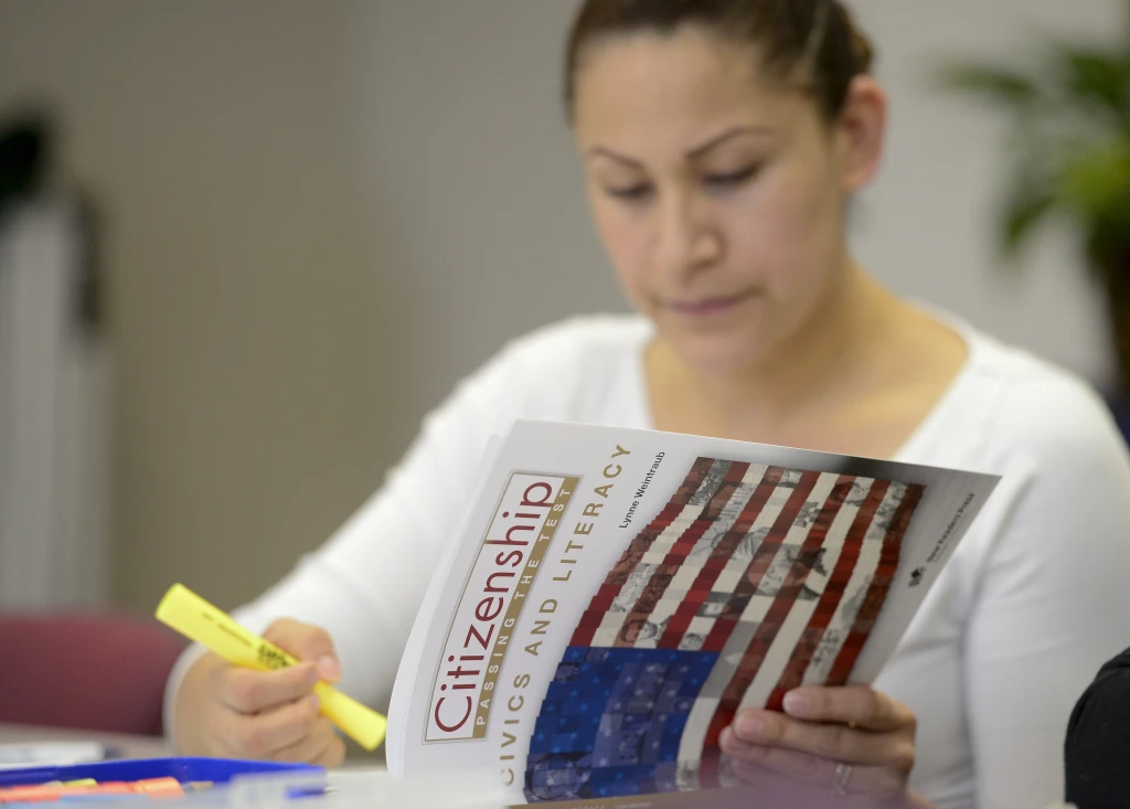 Obtenir une citoyenneté authentique en ligne - Syntax Consulting